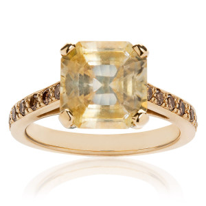 untreated_yellow_sapphire_and_champagne_diamond_ring